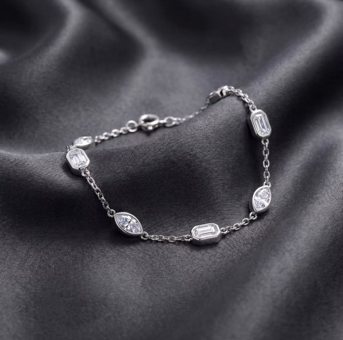 Marquise & Emarald mixed Bracelet