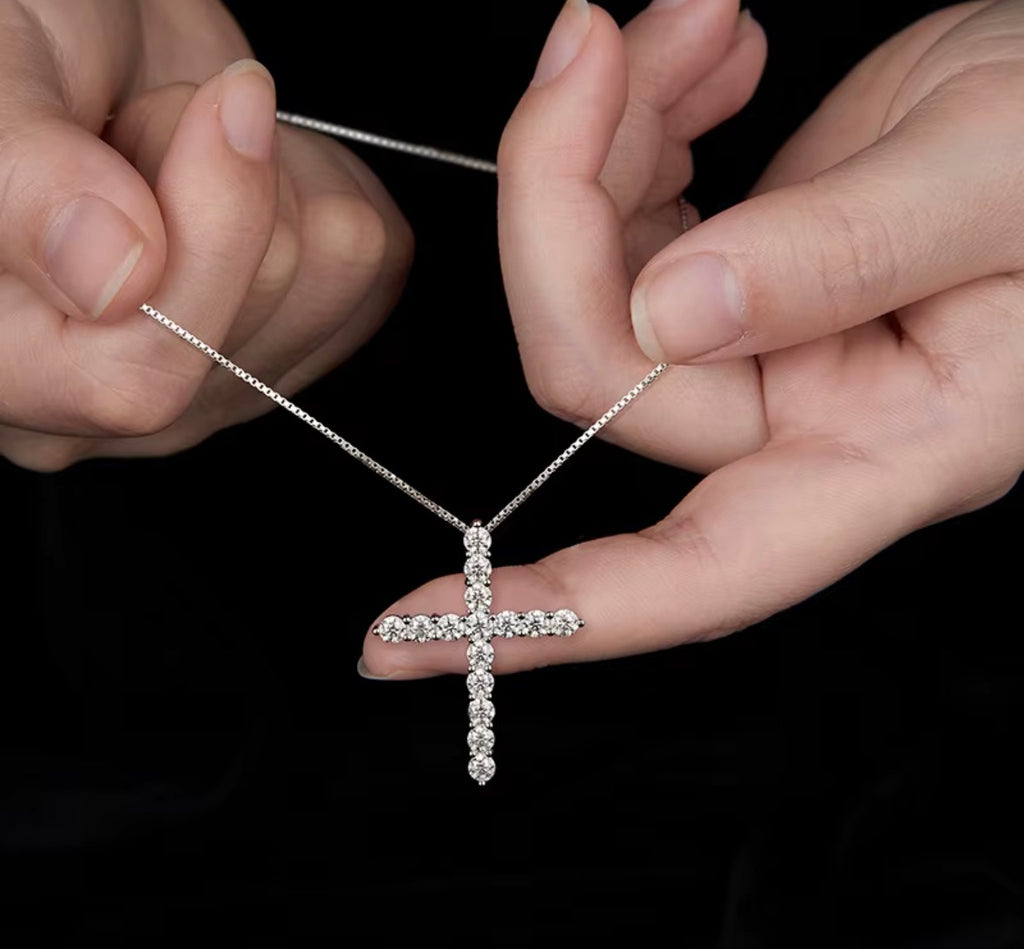 Cross pendant