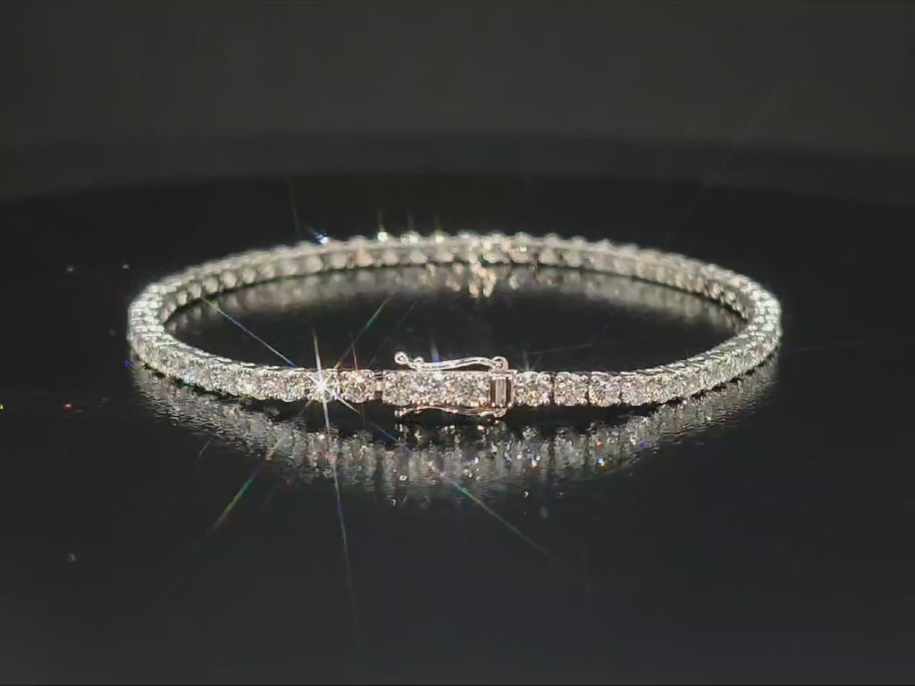 Tennis bracelet