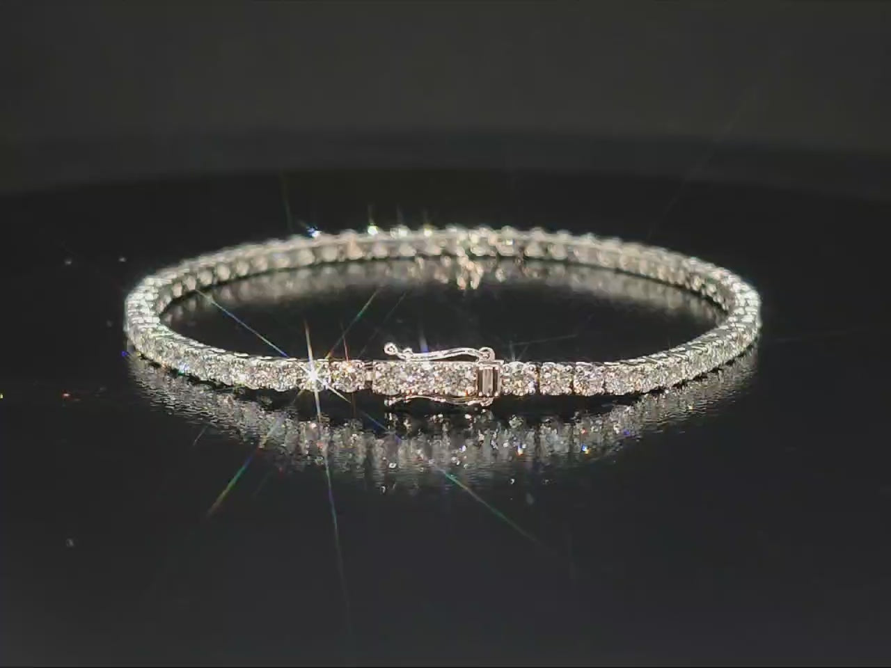 Tennis bracelet
